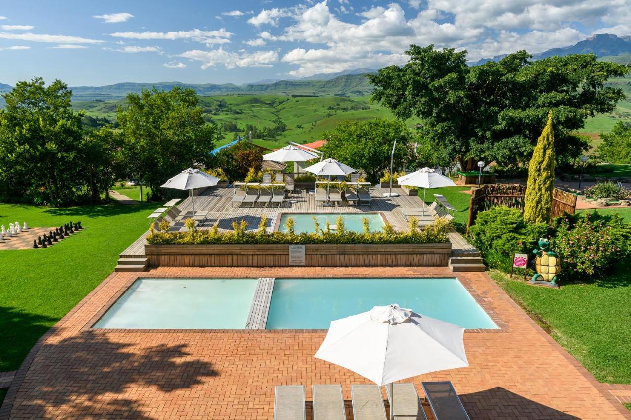 Cayley Mountain Resort Champagne Valley Extérieur photo